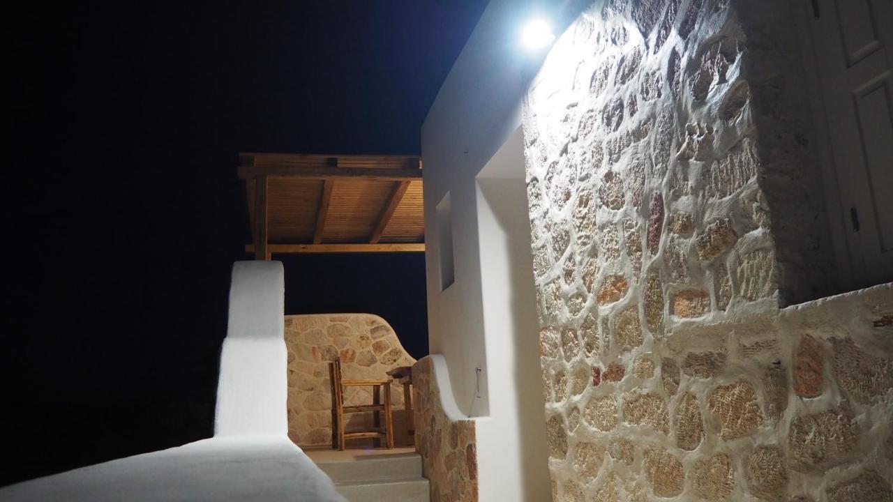 Ataraxia- Stonebuilt Studios And Apartments Kímolos Buitenkant foto